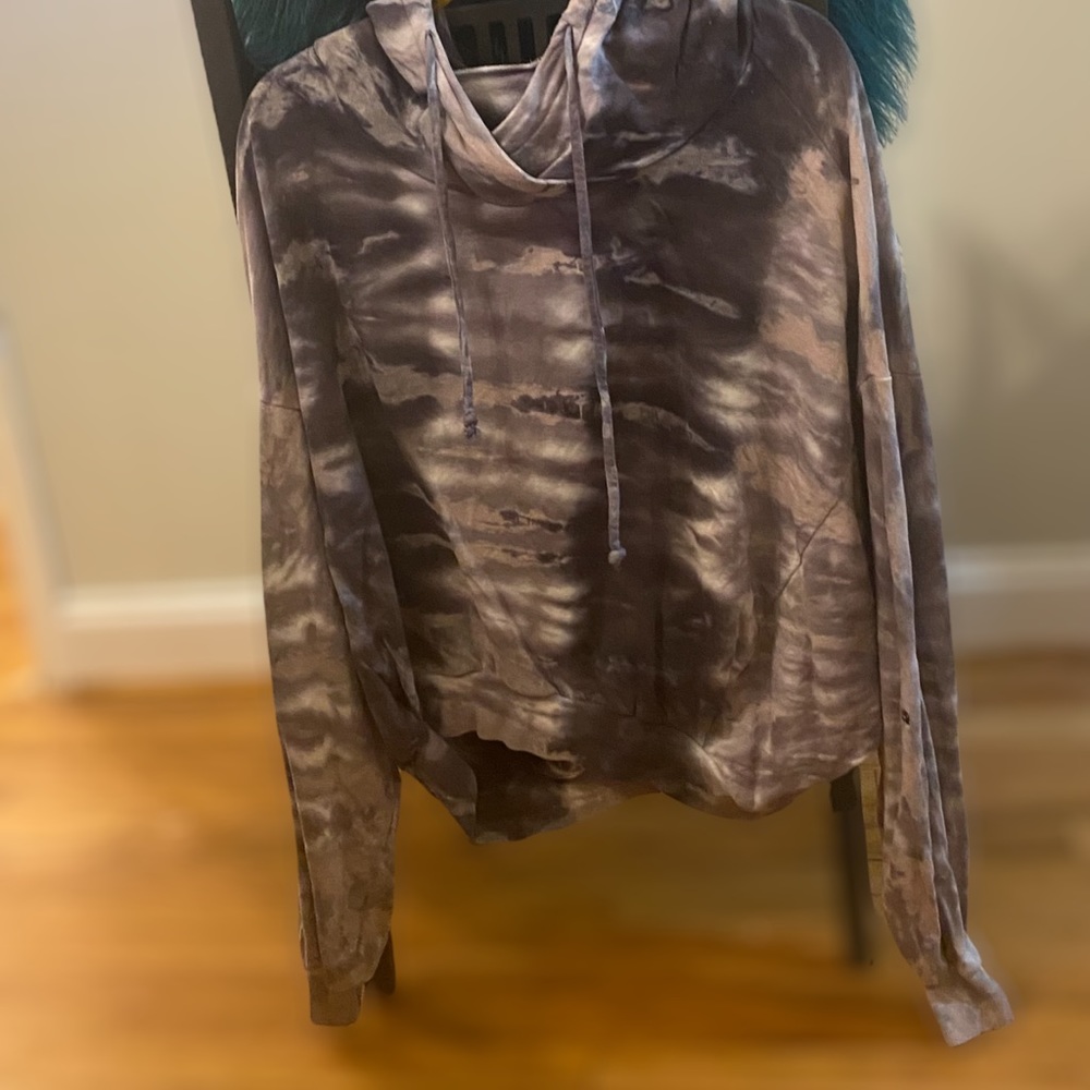Young fabulous & broke Gray Tye Dye Cropped Hoodie